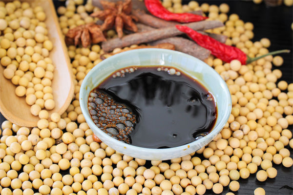 廠(chǎng)商回應(yīng)零添加醬油檢出鎘和砷，相關(guān)企業(yè)有何啟示？