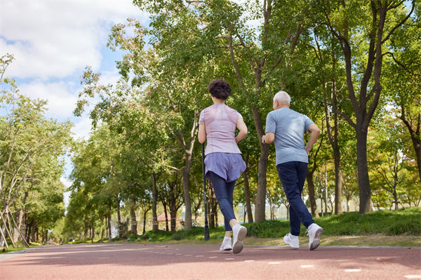 中國(guó)人均預(yù)期壽命79歲，對(duì)企業(yè)文件有何啟示？
