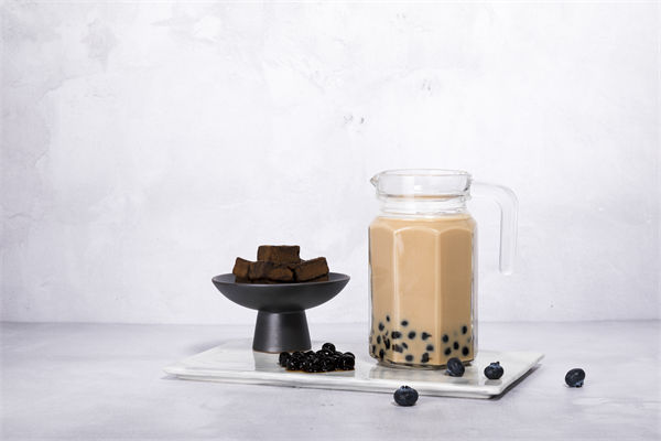 品牌營(yíng)銷分析：漲了5毛錢(qián)后某師傅飲料少賣(mài)7億